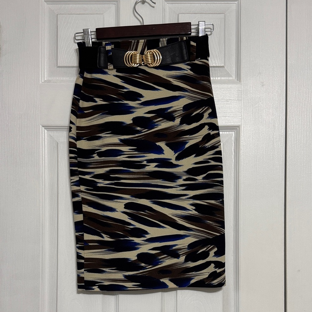 Abstract Pattern Pencil Skirt
